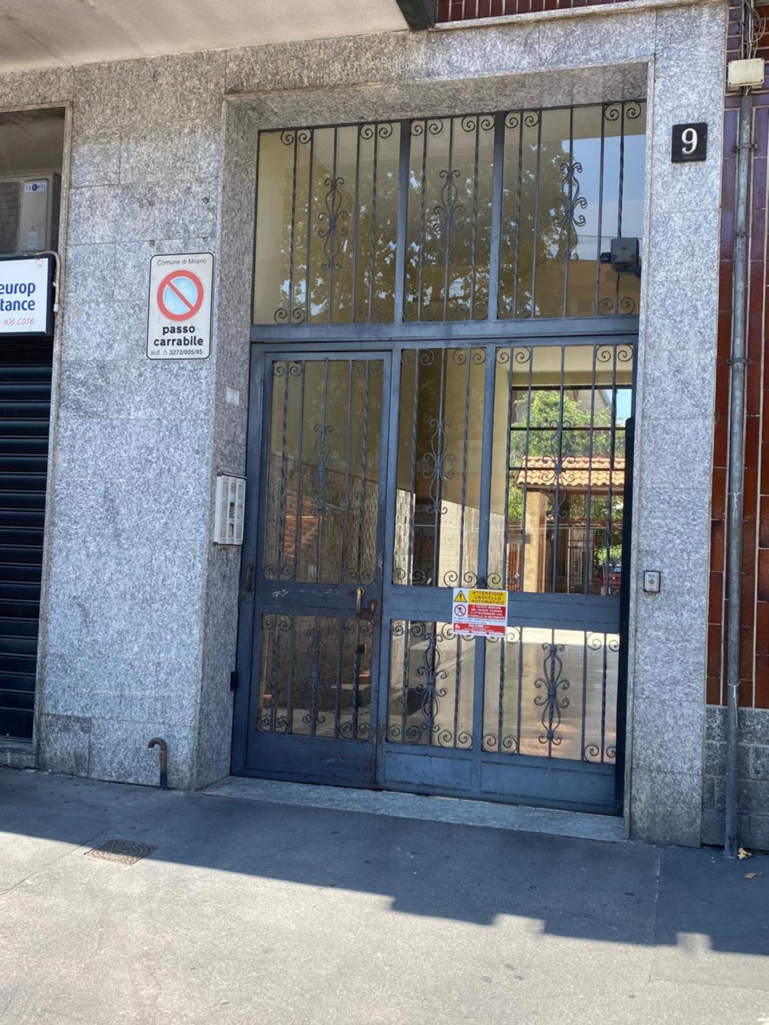 Appartamento E.G. House Milano Esterno foto